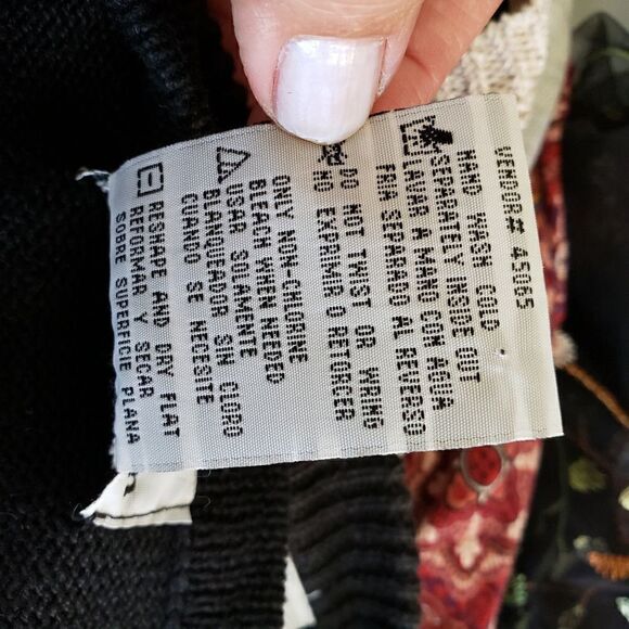 B.P. designs black embroidered Christmas cardigan - Picture 2 of 6